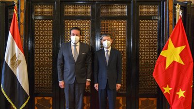 اتفاقية تعاون بين شركتي فاكسيرا وسينوفاك لإنشاء مجمع تبريد لوجيستي بمصانع فاكسيرا