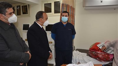 محافظ المنيا يكلف بمتابعة الحالة العامة للمستشفيات