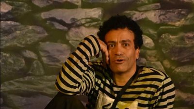 سامح حسين ينشر فيديو من كواليس مسرحية حلم جميل