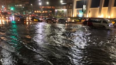 سقوط أمطار غزيرة على شرق الإسكندرية