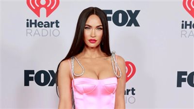 ميجان فوكس تتصدر تريند جوجل بأمريكا 