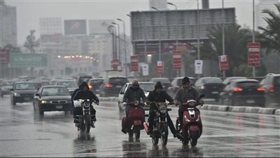 أمطار خفيفة على مناطق متفرقة من القاهرة والجيزة
