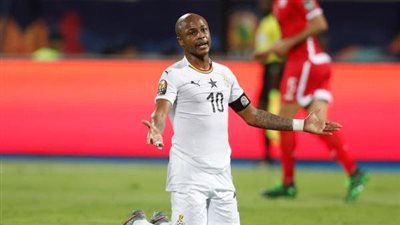 أيو يعتذر لجمهور غانا بعد الخروج من أمم أفريقيا.. ويرفض الاعتزال الدولي