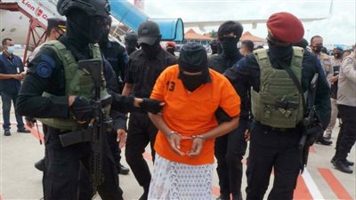 يلقب بـ «ذو القرنين».. السجن 15 عاما لقيادي إسلامي إندونيسي لدوره في تفجيرات بالي