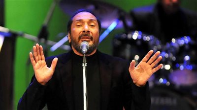 رغم الطقس السيئ.. حفل علي الحجار يرفع شعار 