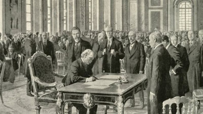 صورة أرشيفية لتوقيع