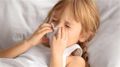 ما هي أعراض كورونا عند الأطفال والفرق بينها وبين نزلة البرد؟