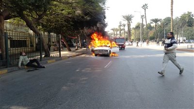 بيتي اتخرب ومش عارف هعمل إيه.. صاحب التاكسي المحترق يكشف كواليس الواقعة| فيديو