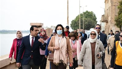 نائب وزير السياحة تبحث مع محافظي سوهاج وقنا سبل تعظيم الفرص السياحية