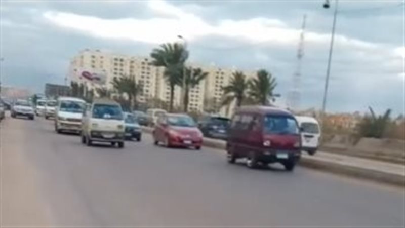 غيوم وطقس بارد على