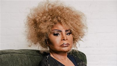 وفاة أيقونة الموسيقى البرازيلية إلزا سواريس