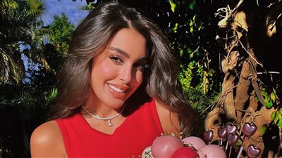 ياسمين صبري تحتفل بعيد ميلادها الـ 34 | صور