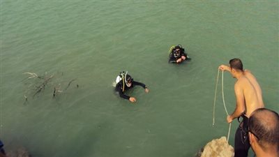 بعد 15 ساعة.. انتشال جثمان طفلة غرقت في بحر جمصة بالدقهلية