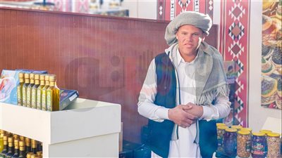 بمشاركة 5 دول عربية.. اللمسات النهائية لانطلاق مهرجان التمور بسيوة| صور