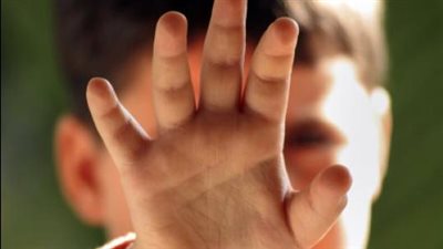 اقتراح لتشديد الرقابة على دور الرعاية لمواجهة التعدي على الأطفال