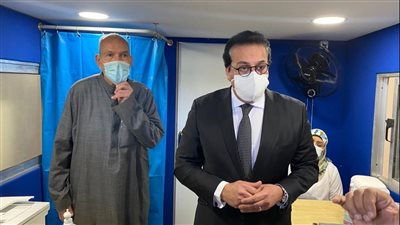 تطعيم 170 ألف مواطن بلقاح كورونا في محطات السكة الحديد ومترو الأنفاق خلال شهرين