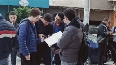 تأمين خروج طلاب أولى ثانوي من لجان الامتحانات بقرى الدم والنار بقنا