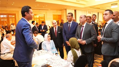 71 شركة بملتقى توظيف البحر الأحمر، وفرص عمل في مختلف التخصصات