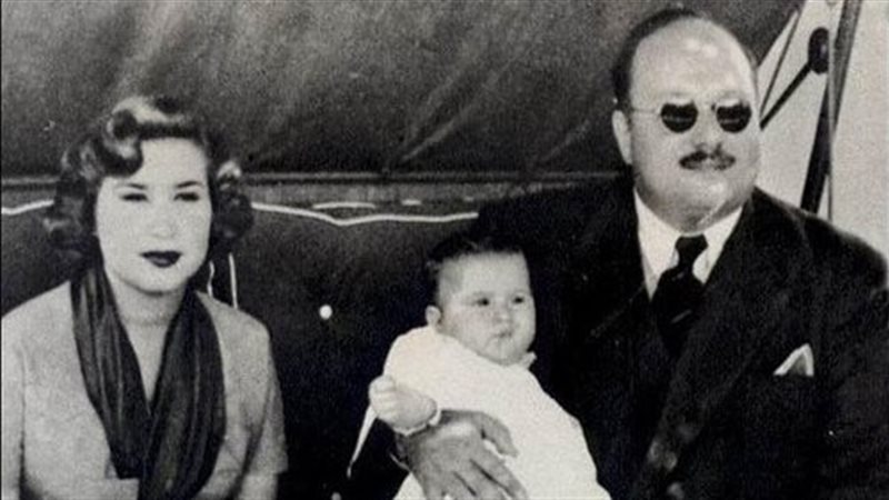 الملك فاروق وابنه،