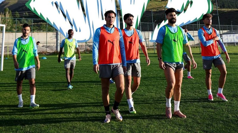 بيراميدز، فيتو