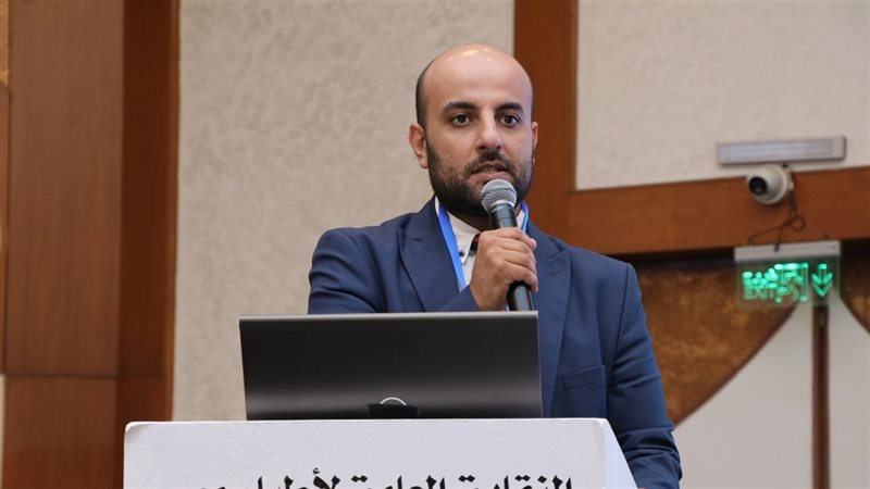 د. عبد الرحمن مصطفى،