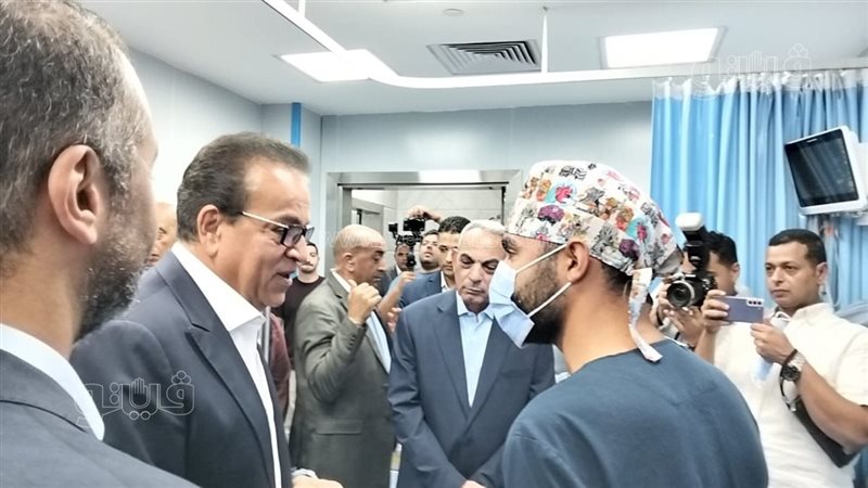  جولة وزير الصحة