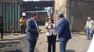 زيارة مفاجئة لوزيرة التنمية المحلية والبيئة لـ منطقة العكرشة الصناعية بالقليوبية