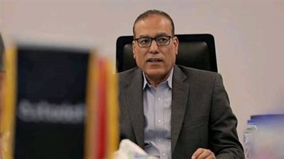 مصطفى عزام: نظام التراخيص في مصر يختلف عن أوروبا والأندية أمام مسارين للتطبيق