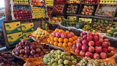 أسعار الفاكهة اليوم الثلاثاء، قفزة في العنب والكمثري والجوافة تصل إلى 15 جنيها
