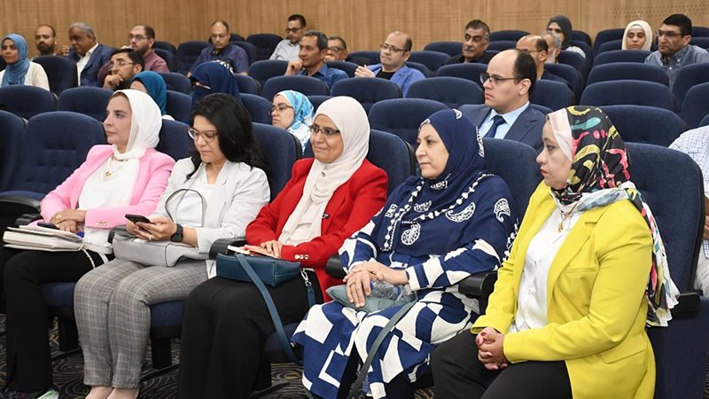 جامعة عين شمس، فيتو