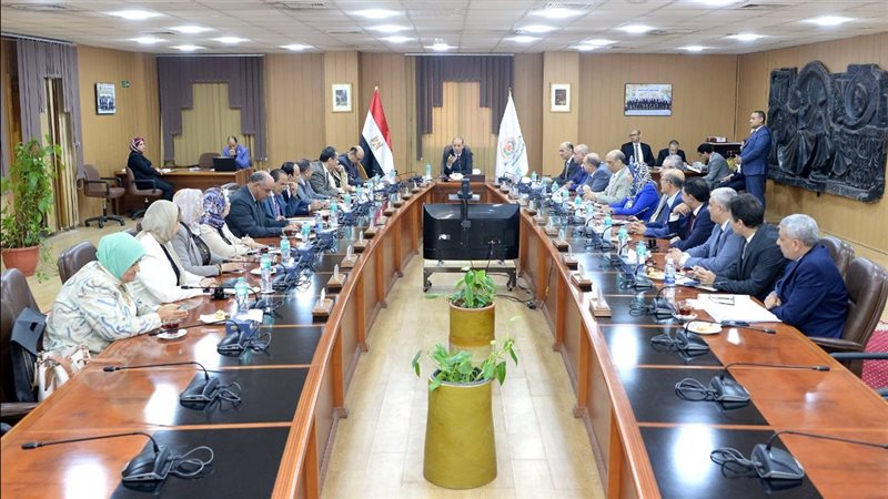 جامعة المنصورة، فيتو