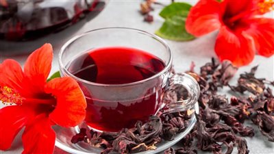 من ضغط الدم إلى الكلى والقلب، استشاري يكشف لماذا يعد الكركديه من أفضل المشروبات العشبية
