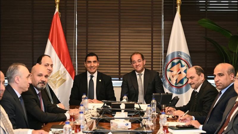 جوهر نبيل وكجوك يبحثان