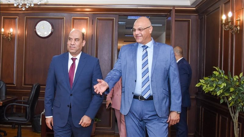 محافظ الإسكندرية