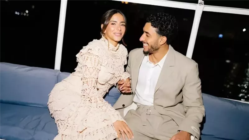 عمر مرموش وزوجته