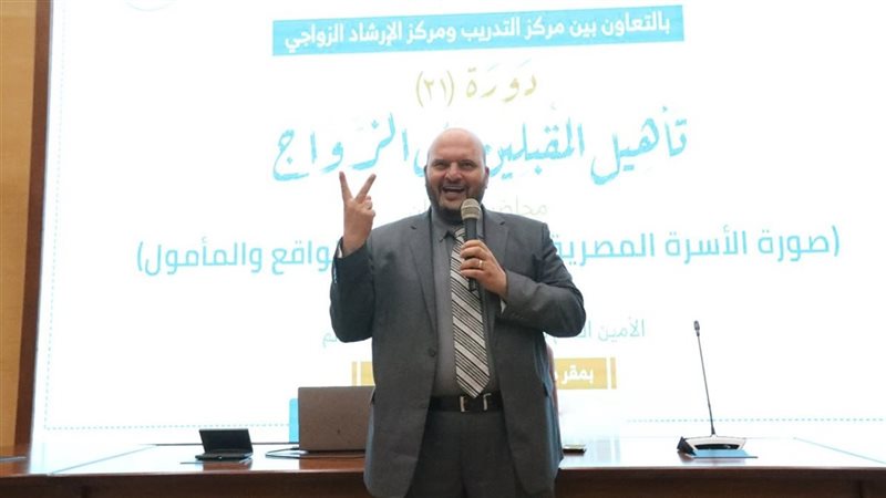 الدكتور إبراهيم نجم