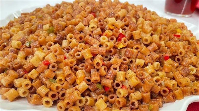 المكرونة المحمرة