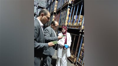 ضبط 2 طن مواد غذائية غير صالحة للاستهلاك في حملة لحماية المستهلك بالشرقية