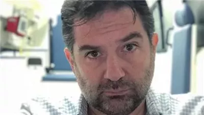 وفاة والدة المخرج عثمان أبو لبن
