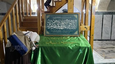 ضريح النبي دانيال.. بين أساطير الإسكندرية وزيارات البهرة.. من هو صاحب المقام؟.. وهذا سر اجتماع المسجد والكنيسة والمعبد اليهودي في شارع واحد بعروس البحر المتوسط 