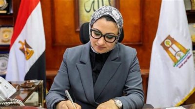 محافظ الوادي الجديد تهنئ أوائل الثانوية العامة بالمحافظة