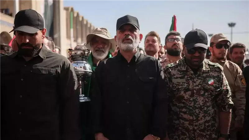 أحمد وحيدي قائد الحرس