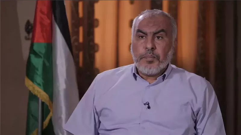  القيادي في حركة