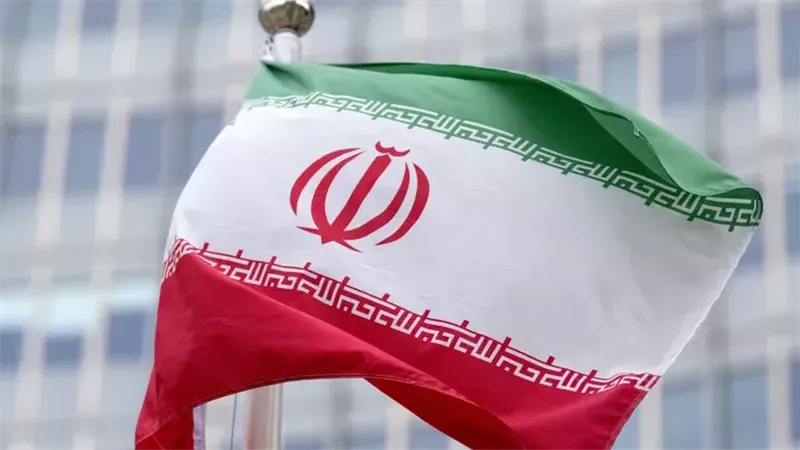 إيران
