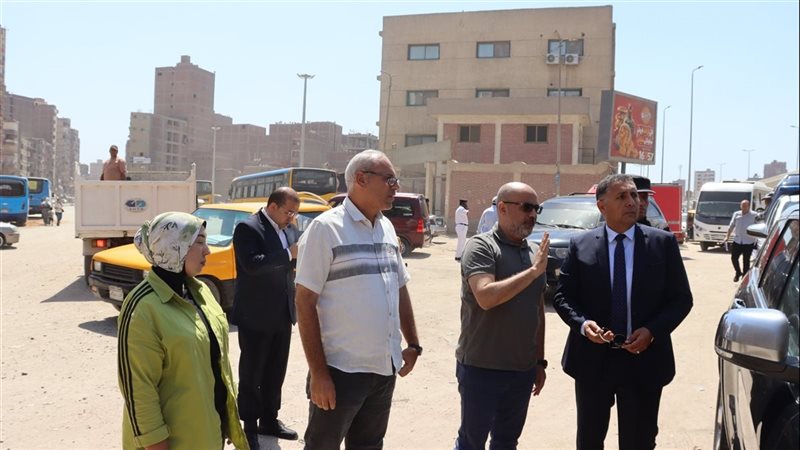محافظ القليوبية خلال