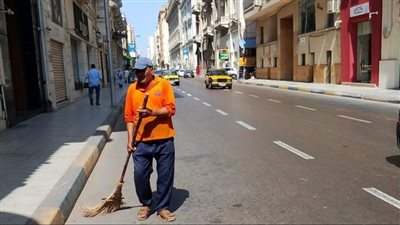 خلال 3 أيام، رفع 227 طنًا من المخلفات والتراكمات بالطريق الدولي الساحلي بالإسكندرية 