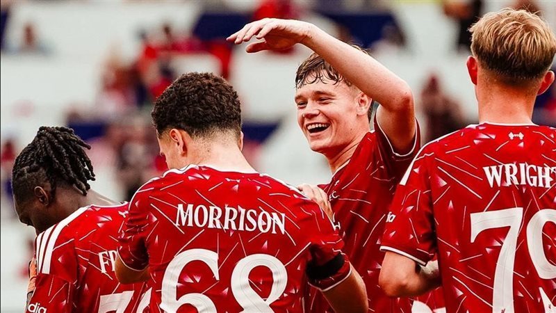 ليفربول، فيتو