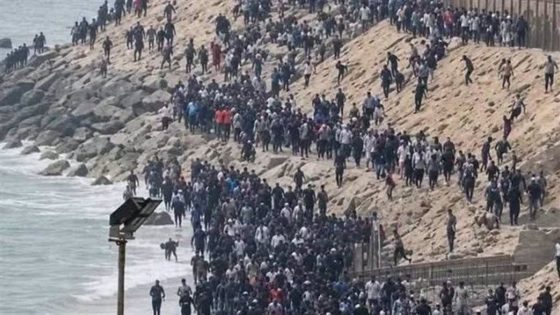 المغرب يكشف الجهة المتورطة في تحريض المواطنين على الهجرة إلى سبتة ومليلية