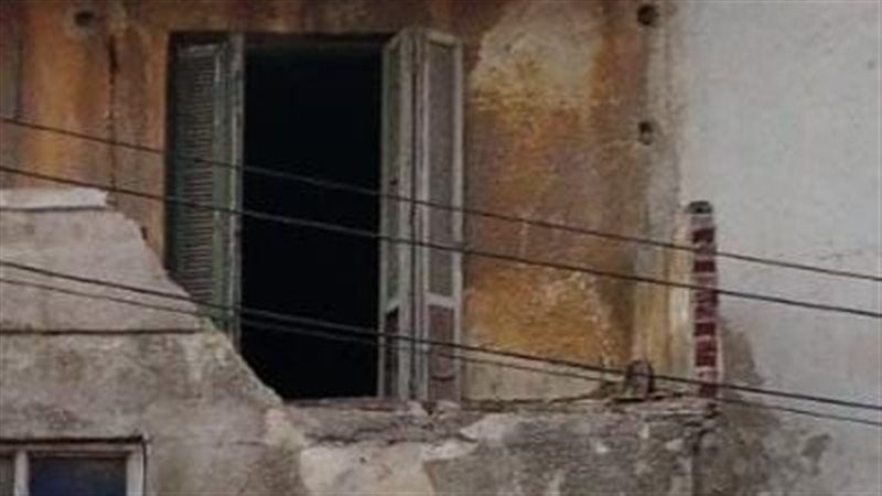 منزل المتأثر بالهزة