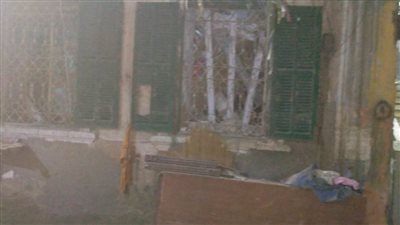 انهيار جزئي بأسقف عقار بمنطقة الجمرك بالإسكندرية وإصابة سيدة